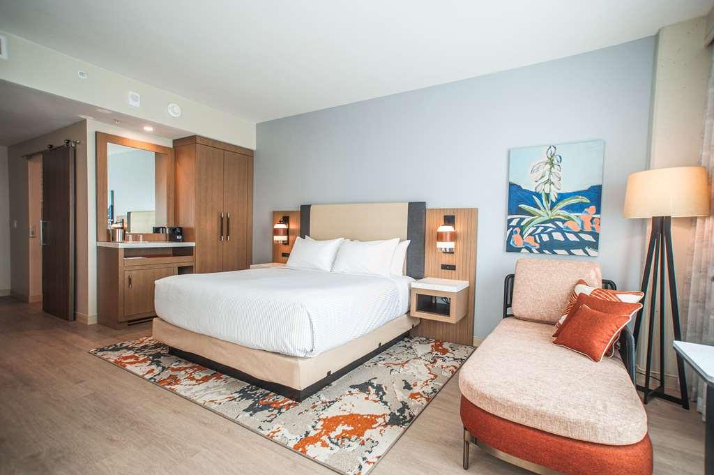 Cambria Downtown Austin
