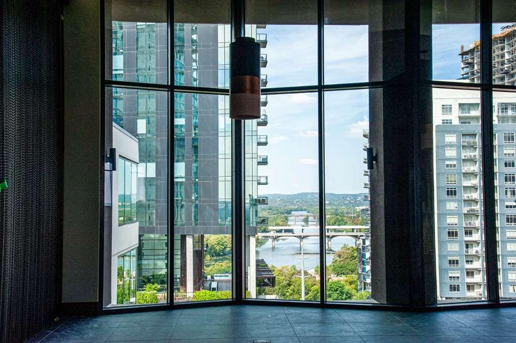 Cambria Downtown Hotel Austin